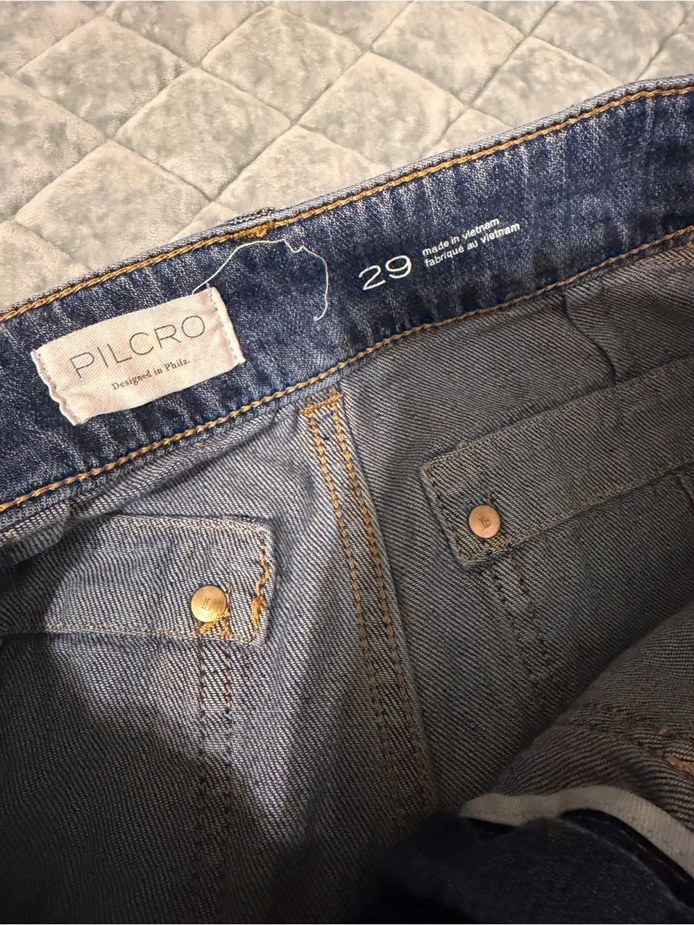 Anthropologie Pilcro Wanderer Mid-Rise Relaxed Jeans - size 29